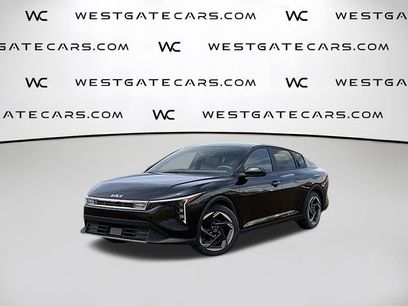 New 2025 Kia K4 EX