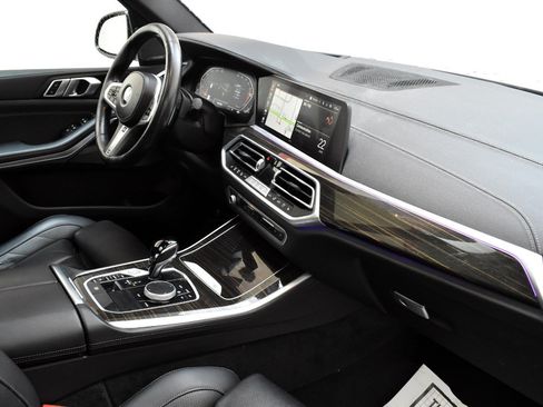 Used 2023 BMW X5 xDrive40i w/ M Sport Package AWD/4WD image 20