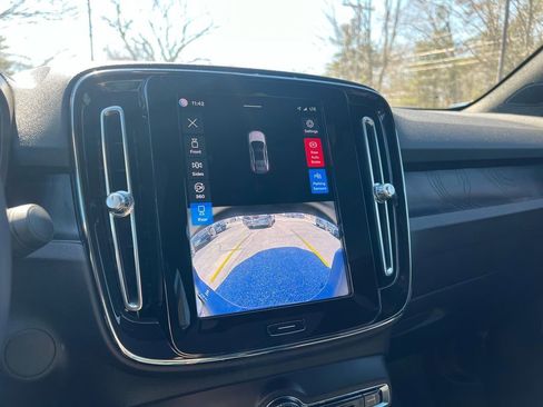 Certified 2023 Volvo C40 P8 Recharge Ultimate AWD/4WD image 19