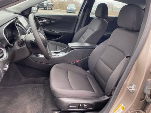 Certified 2023 Chevrolet Malibu LT FWD image 13