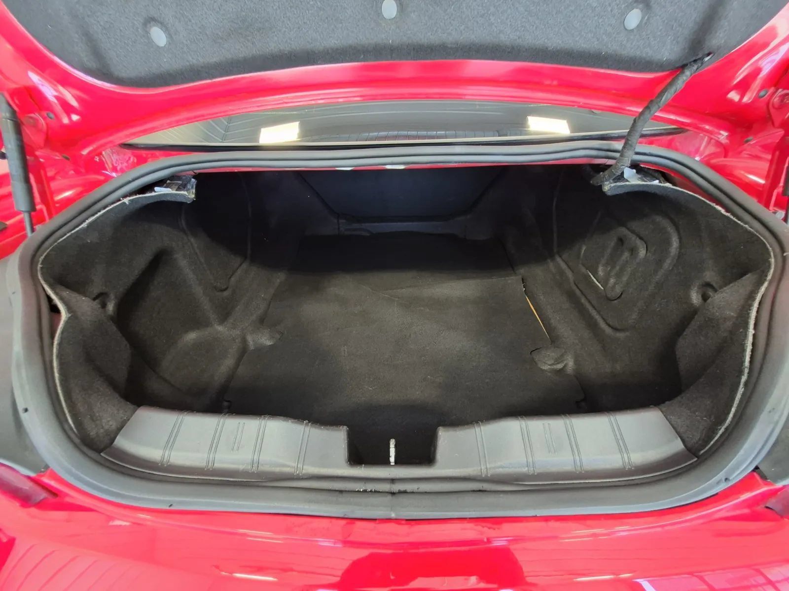 Used 2017 Chevrolet Camaro LT RWD image 13
