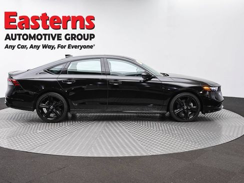 Used 2024 Honda Accord Sport image 4