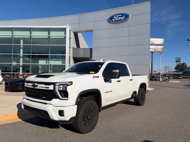 Used 2024 Chevrolet Silverado 2500 LTZ w/ LTZ Plus Package AWD/4WD image 1