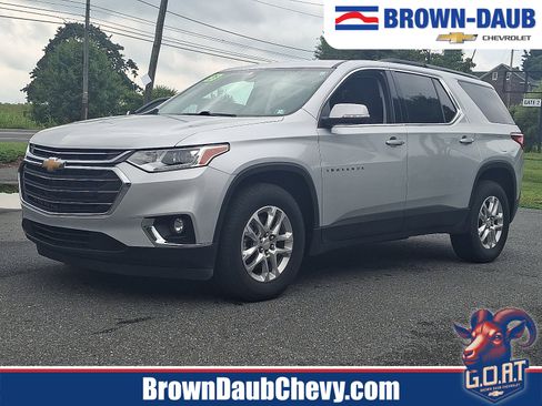 Certified 2021 Chevrolet Traverse LT AWD/4WD image 1