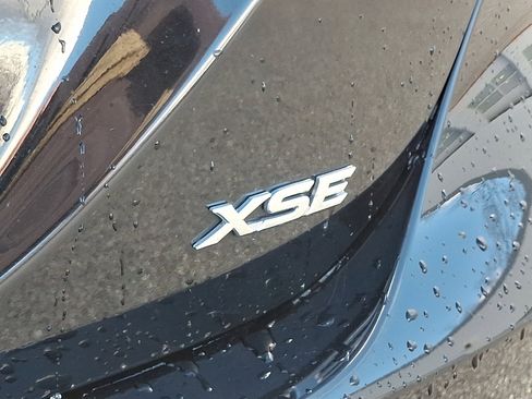 Used 2023 Toyota Camry XSE image 30