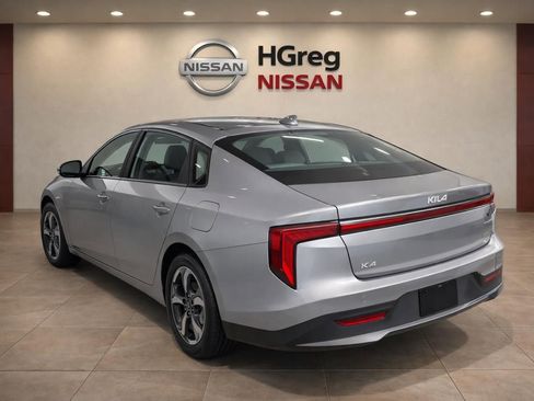 Used 2026 Kia K4 LXS image 4