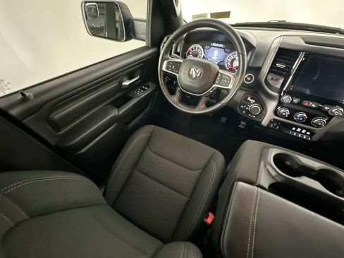 Used 2025 RAM 1500 Warlock AWD/4WD image 9