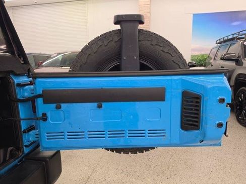 Used 2017 Jeep Wrangler Sport w/ Quick Order Package 24S AWD/4WD image 37