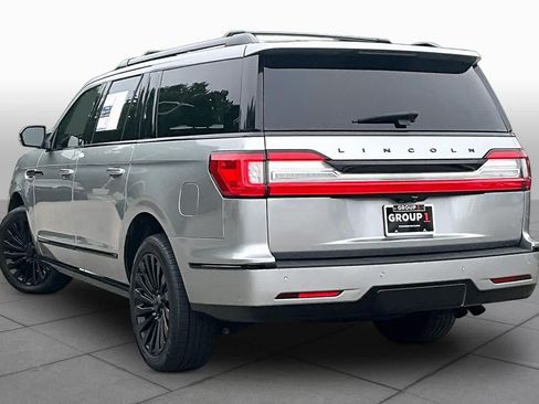 Used 2021 Lincoln Navigator L Reserve w/ Luxury Package AWD/4WD image 11