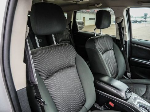 Used 2012 Dodge Journey SXT w/ Popular Equipment Group FWD image 13