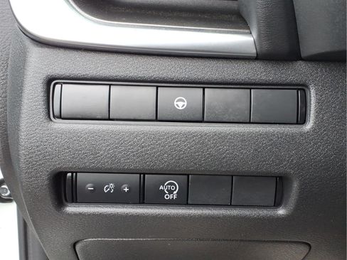 Certified 2023 Nissan Rogue SV AWD/4WD image 22