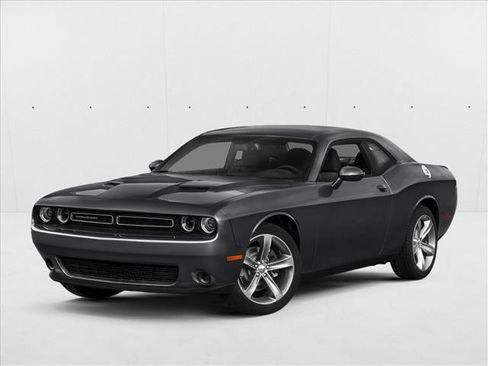 Used 2016 Dodge Challenger SXT Plus RWD image 1