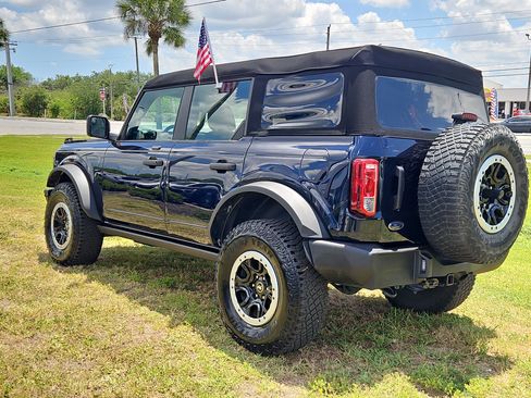 Used 2021 Ford Bronco 4-Door w/ Sasquatch Package AWD/4WD image 3