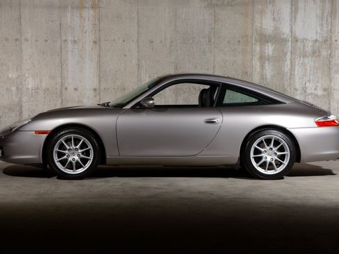 Used 2003 Porsche 911 Targa RWD image 34