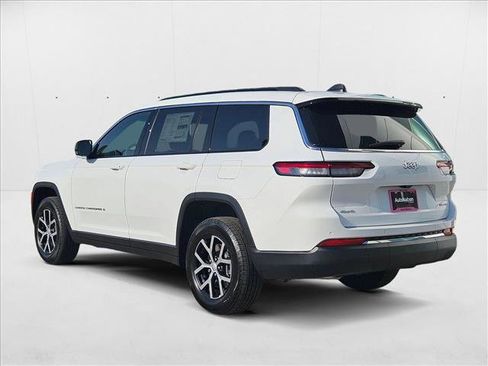 New 2025 Jeep Grand Cherokee L Limited w/ Trailer Tow Package image 9