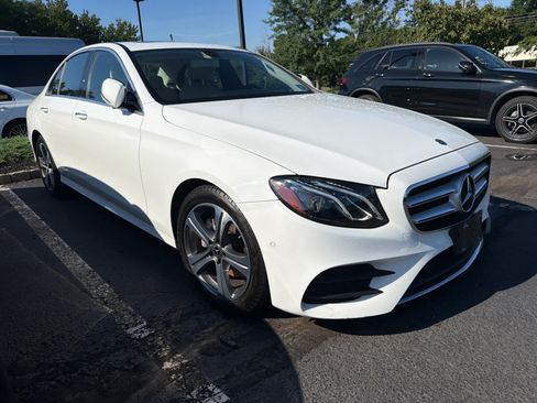 Certified 2018 Mercedes-Benz E 300 4MATIC image 1