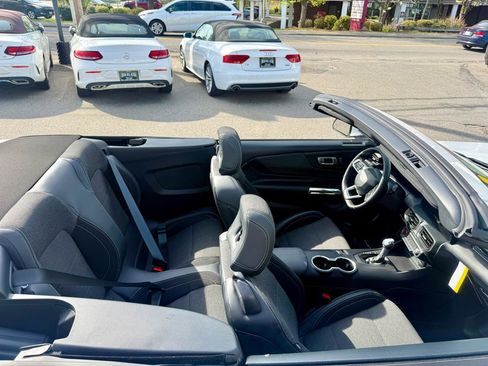 Used 2024 Ford Mustang Convertible RWD image 20