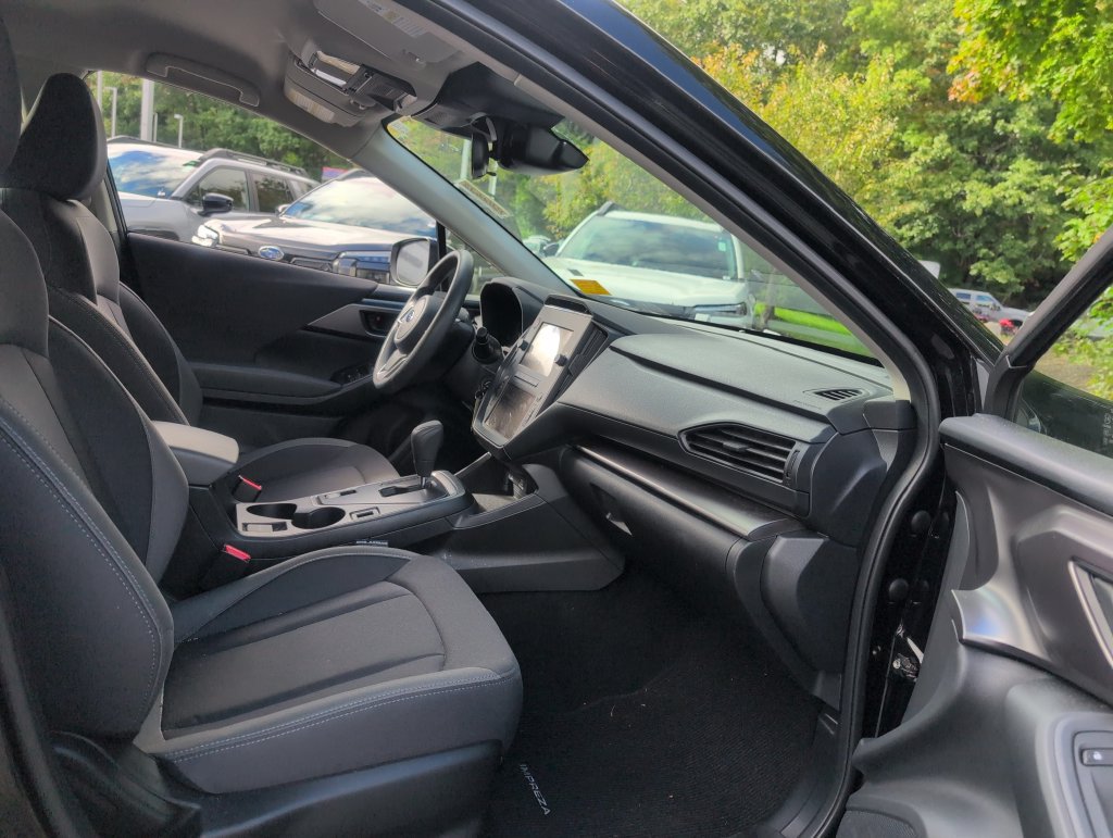 Certified 2025 Subaru Impreza 2.0i AWD/4WD image 36