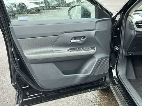 New 2026 Nissan Kicks SV w/ Cold Weather Package image 8