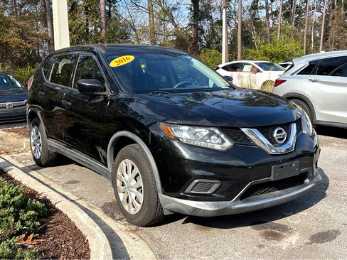 Used 2016 Nissan Rogue S image 5