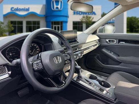 Used 2024 Honda Civic EX image 14