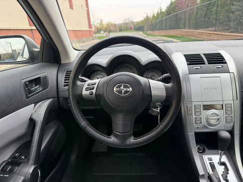 Used 2006 Scion tC image 21