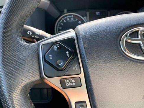 Used 2021 Toyota Tacoma SR5 RWD image 22