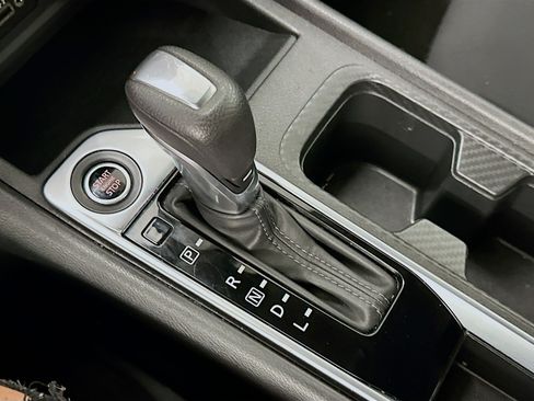 Used 2024 Nissan Sentra SV FWD image 25