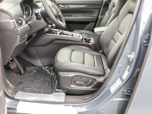New 2025 MAZDA CX-5 Carbon Edition image 23