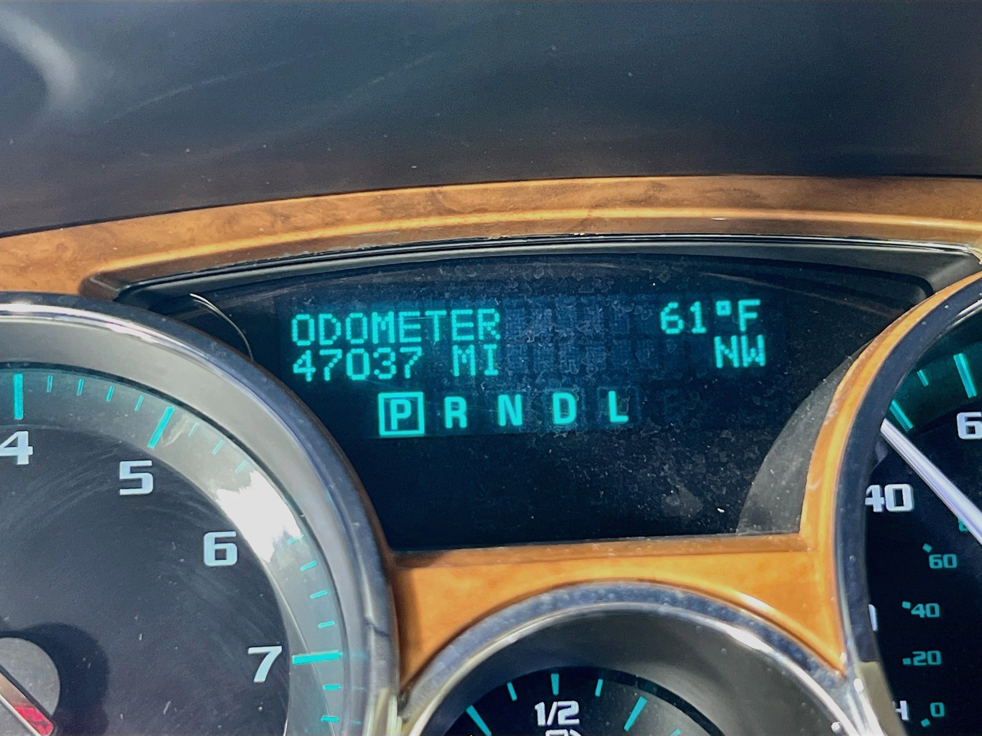 Used 2011 Buick Enclave CXL FWD image 12