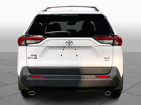 New 2025 Toyota RAV4 XLE image 4