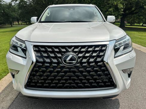Used 2023 Lexus GX 460 Premium w/ Premium Package AWD/4WD image 2