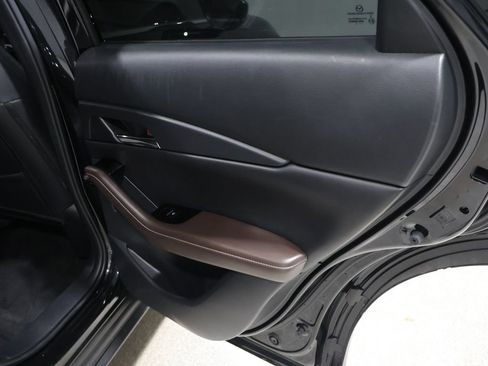 Used 2022 MAZDA CX-30 AWD 2.5 S w/ Premium Package image 23