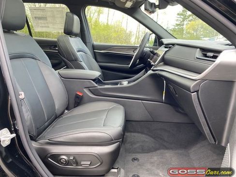 New 2026 Jeep Grand Cherokee Limited AWD/4WD image 6