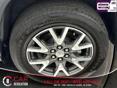 Used 2023 GMC Acadia SLE w/ Driver Convenience Package FWD image 53