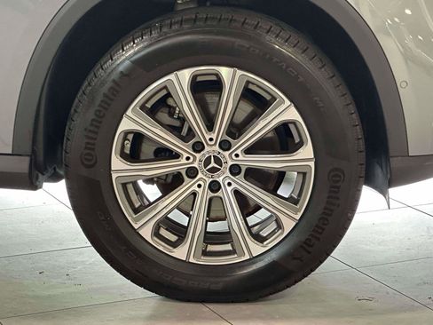Used 2023 Mercedes-Benz GLC 300 4MATIC image 6