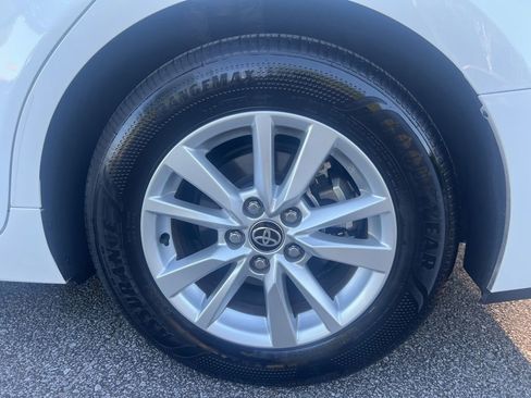 Used 2025 Toyota Camry LE w/ Convenience Package FWD image 20