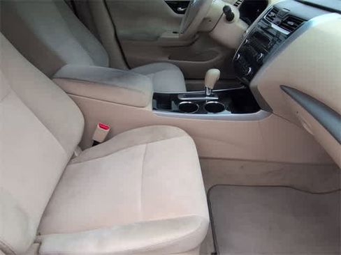 Used 2013 Nissan Altima 2.5 S image 22