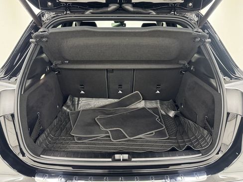 Used 2022 Mercedes-Benz GLA 250 4MATIC image 32