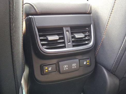 Used 2022 Subaru Outback Wilderness AWD/4WD image 12