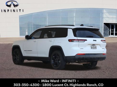 Used 2025 Jeep Grand Cherokee L Limited w/ Black Appearance Package AWD/4WD image 3