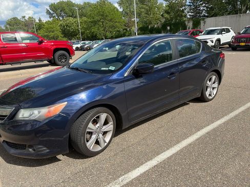 Used 2015 Acura ILX w/ Premium Package FWD image 3