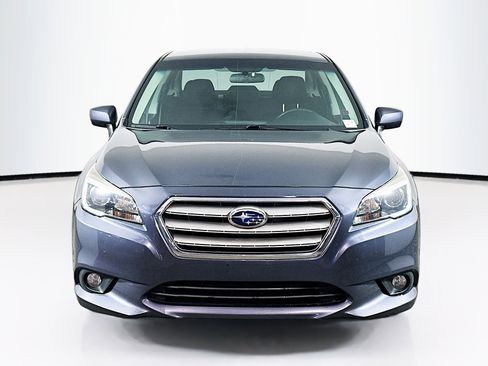 Used 2017 Subaru Legacy 2.5i Premium image 2