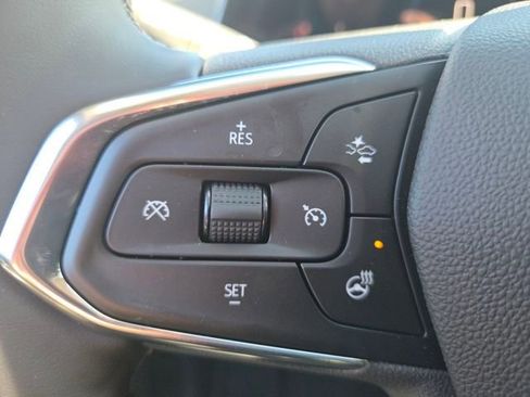 New 2026 Chevrolet Trax LT w/ Sunroof Package image 9