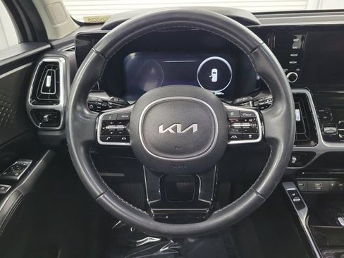 Used 2023 Kia Sorento SX AWD/4WD image 19