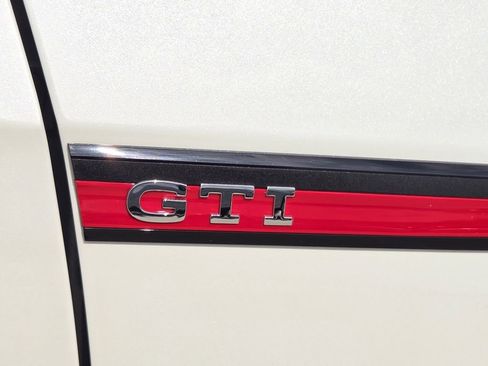 Used 2023 Volkswagen GTI Autobahn FWD image 11