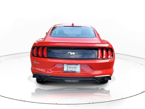 Used 2022 Ford Mustang Premium RWD image 5