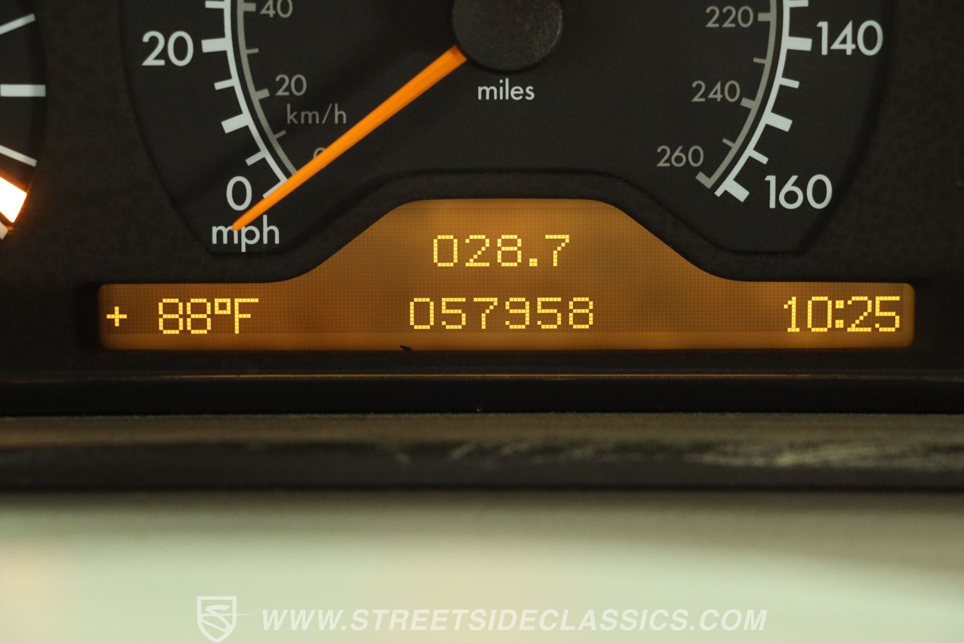 Used 1999 Mercedes-Benz CLK 320 Cabriolet image 38
