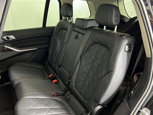 Certified 2024 BMW X7 xDrive40i AWD/4WD image 33