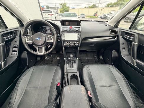 Used 2017 Subaru Forester 2.5i Touring AWD/4WD image 19